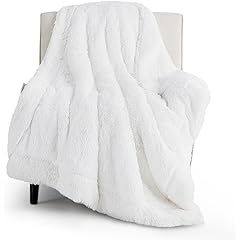 Bedsure Reversible Sherpa Fleece Blanket Review: Pros & Cons